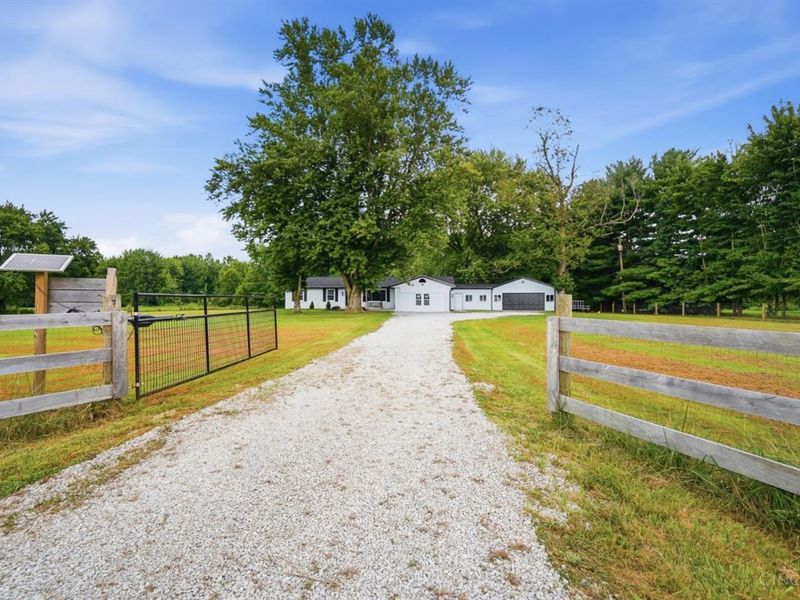 2344 Oak Corner Road, Tate Township, OH 45130 Photo 3