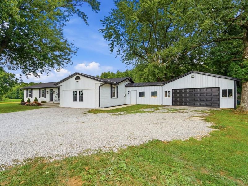 2344 Oak Corner Road, Tate Township, OH 45130 Photo 4
