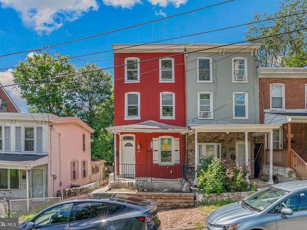 905 MULBERRY STREET , BROOKHAVEN, PA 19015