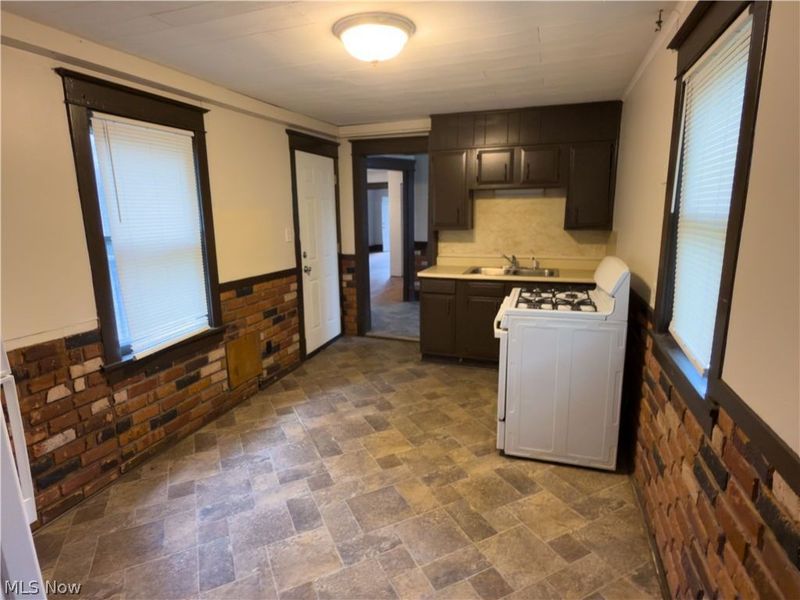 3672 E 48th Street, Cleveland, OH 44105 Photo 6