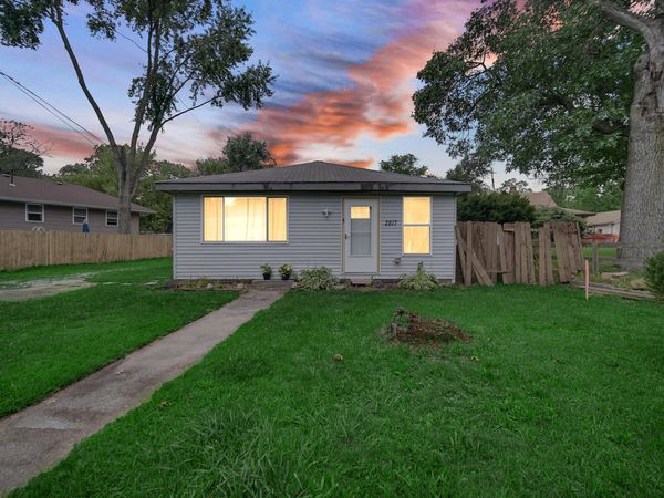 2817 Beverly Drive , Gary, IN 46408