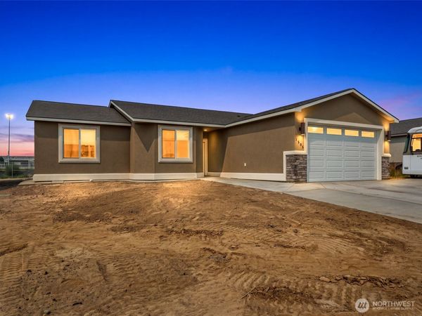 1505 7th Avenue NE, Quincy, WA 98848