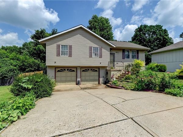 2400 NW 84th Terrace, Kansas City, MO 64154