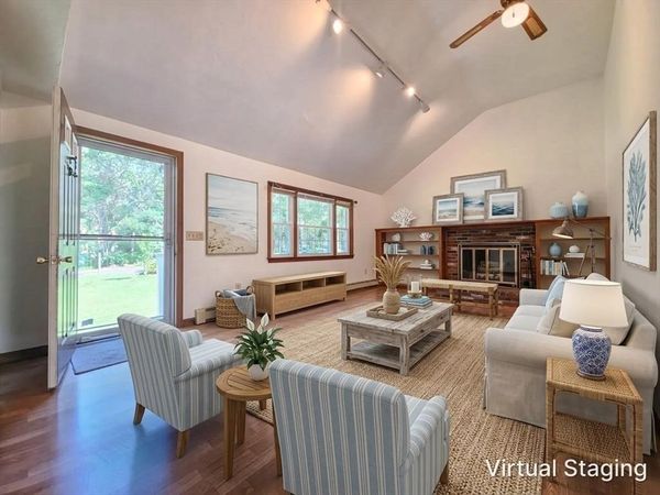 23 Prudence Ln, Barnstable, MA 02635