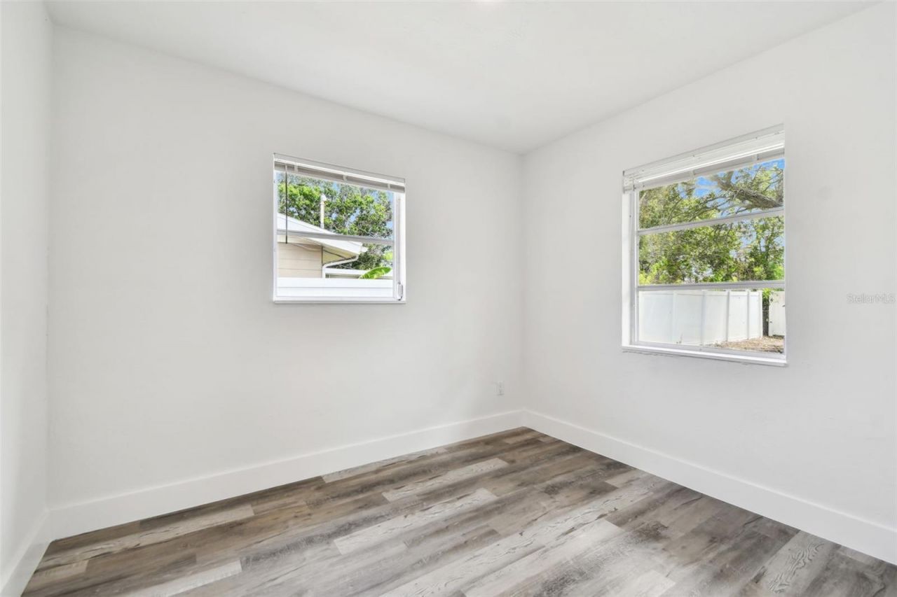 4461 Shore Acres Boulevard Ne, Saint Petersburg, FL 33703 Photo