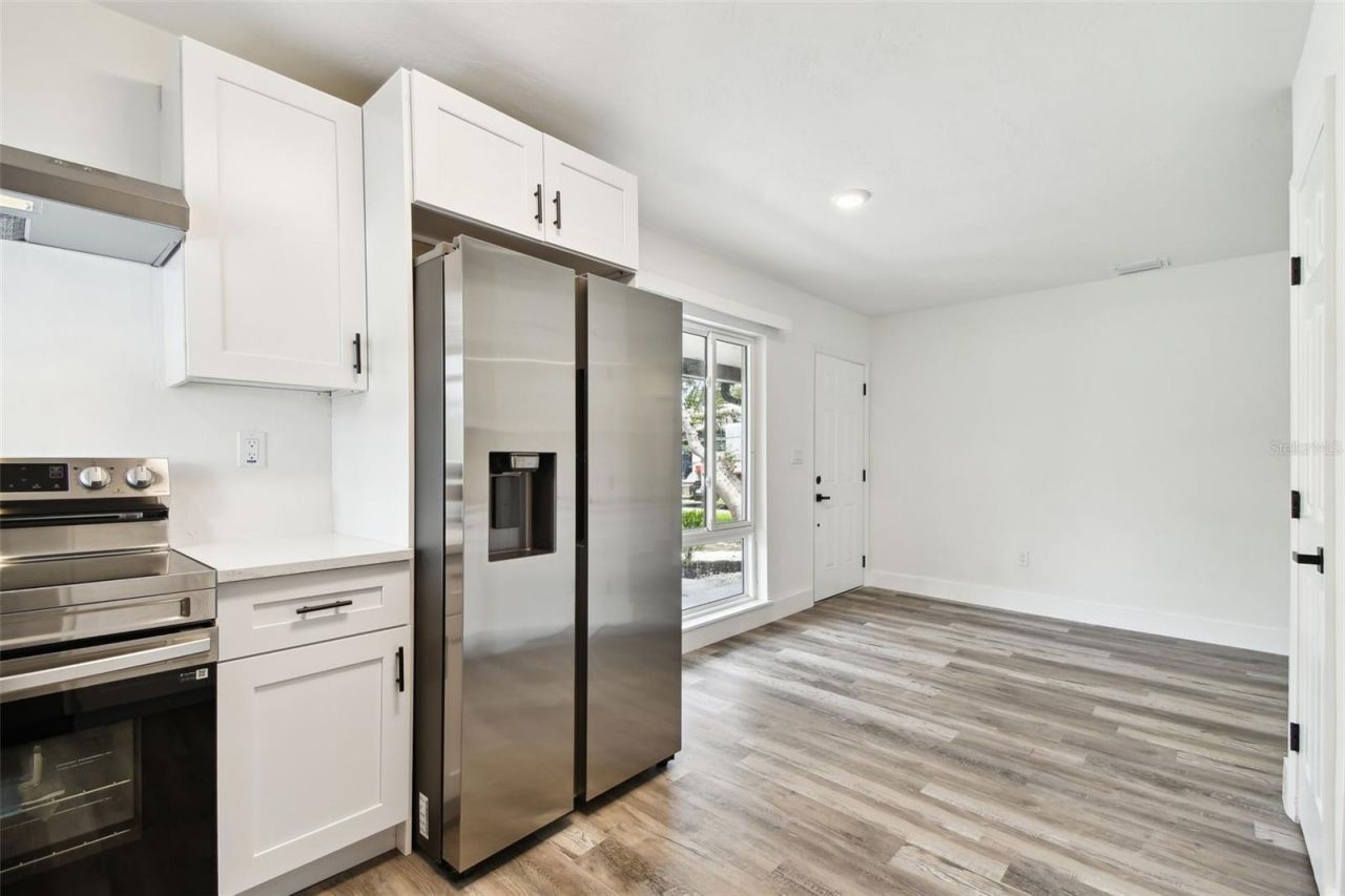 4461 Shore Acres Boulevard Ne, Saint Petersburg, FL 33703 Photo