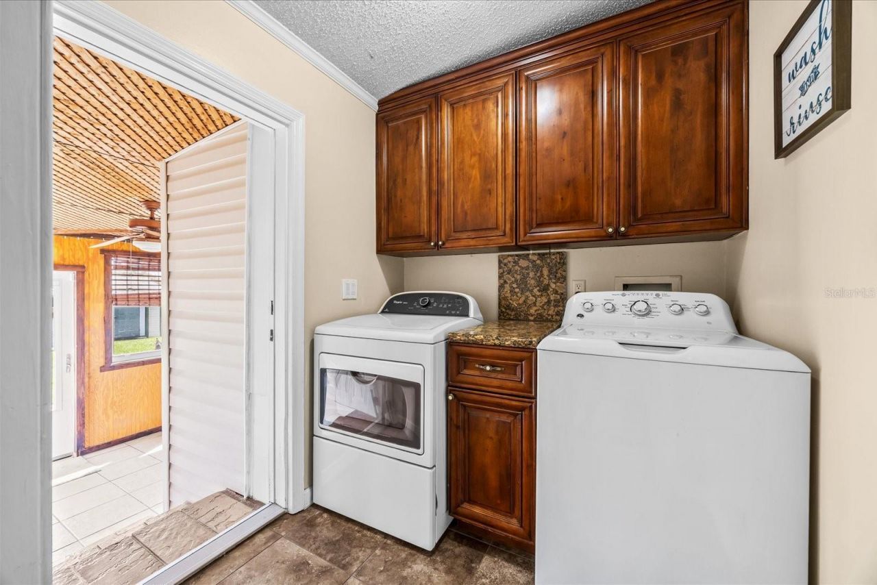 8945 SE 57th Drive , Okeechobee, FL 34974 Photo