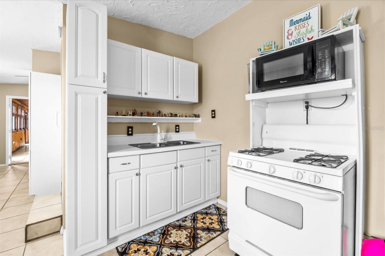 8945 SE 57th Drive , Okeechobee, FL 34974 Photo
