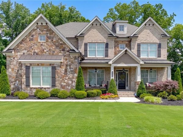 4695 Gablestone Crossing , Hoschton, GA 30548