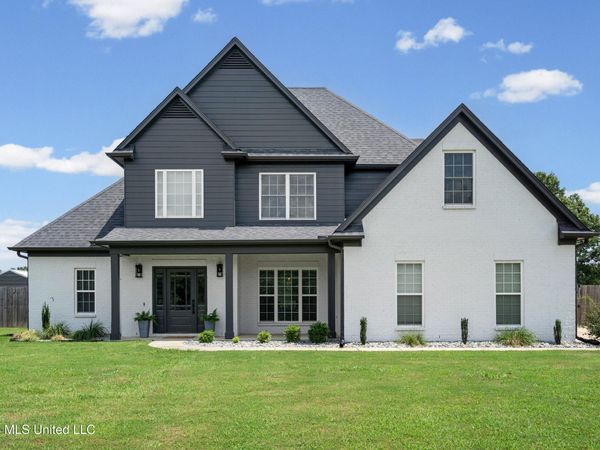163 Oak Manor Drive, Coldwater, MS 38618