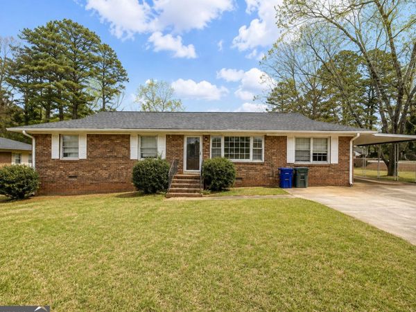 318 Leola Drive, Griffin, GA 30224