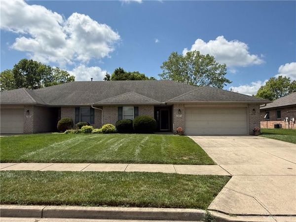 1987 Swallowtail Court, Clayton, OH 45315