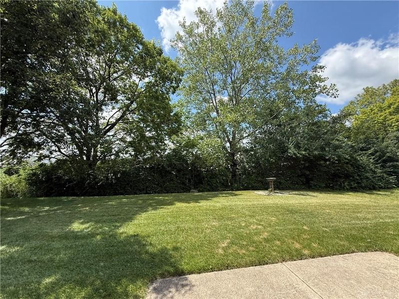 1987 Swallowtail Court, Clayton, OH 45315 Photo 3