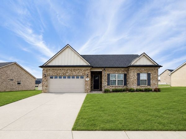 1345 Amber Hills Drive , Ashland City, TN 37015