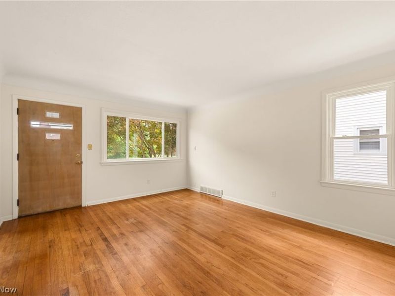 1419 Wexford Avenue, Parma, OH 44134 Photo 9
