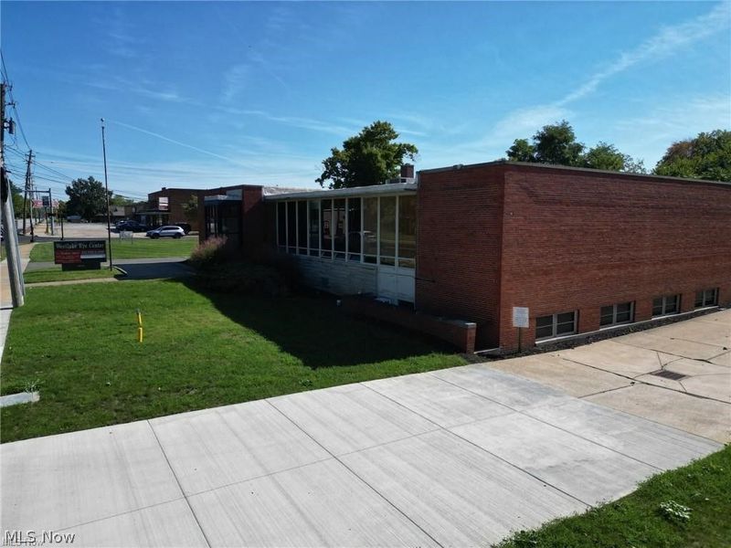 27059 Center Ridge Road, Westlake, OH 44145 Photo 1