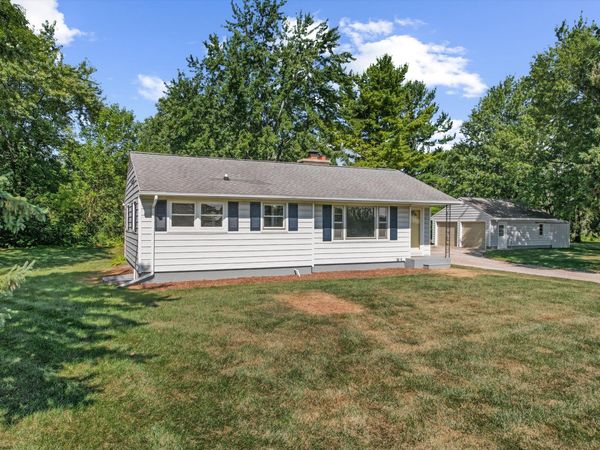 6737 Vreeland Road, Ypsilanti, MI 48198