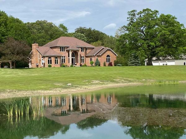3214 E 121st Avenue E, Crown Point, IN 46307