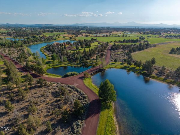 11330 NE Canyons Ranch Drive, Unit LH 13, Terrebonne, OR 97760