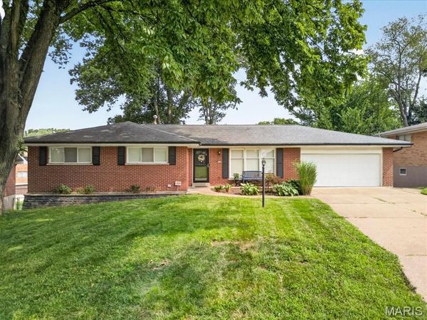 9145 Missy Court, St Louis, MO 63123