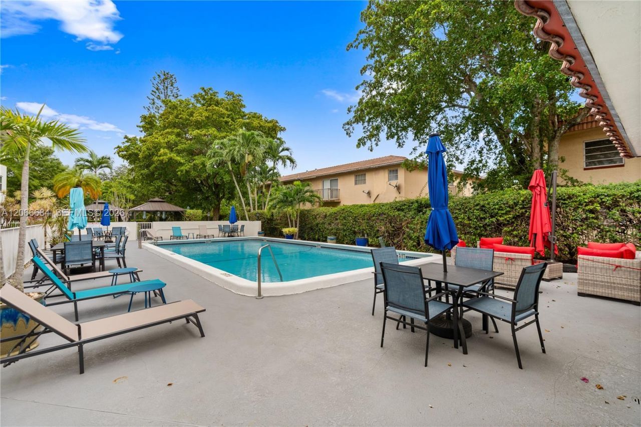 8605 W Sample Rd , Unit 306, Coral Springs, FL 33065 Photo