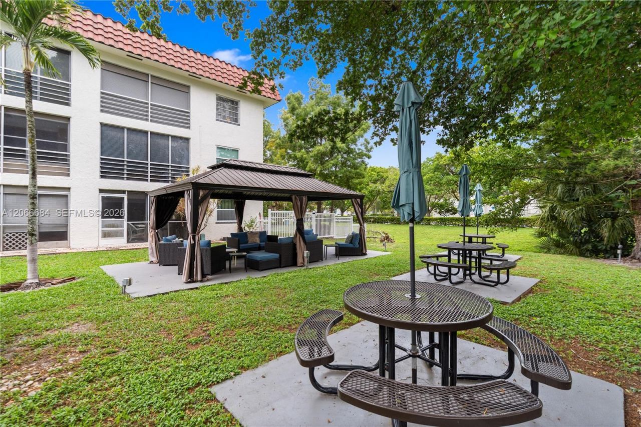 8605 W Sample Rd , Unit 306, Coral Springs, FL 33065 Photo