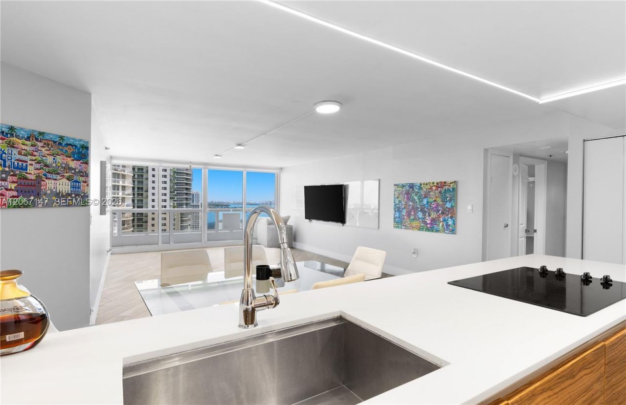 1717 N Bayshore Dr , Unit A-1951, Miami, FL 33132 Photo
