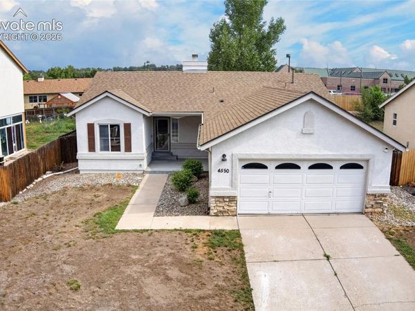 4550 Star Ridge Drive, Colorado Springs, CO 80916