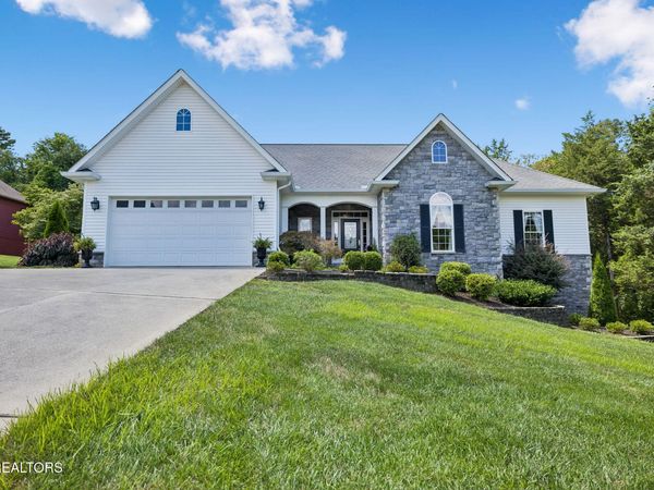 102 Tahlequah Lane, Loudon, TN 37774