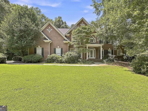 105 Silvermere, Fayetteville, GA 30215