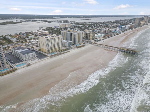 3724 S Atlantic Avenue, Unit 20, Daytona Beach Shores, FL 32118