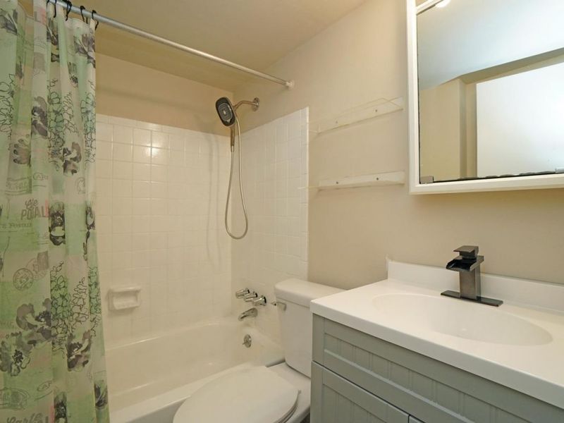 7752 Montgomery Road, Sycamore Township, OH 45236 Photo 23
