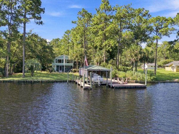241 Rio Vista Drive, Sopchoppy, FL 32358