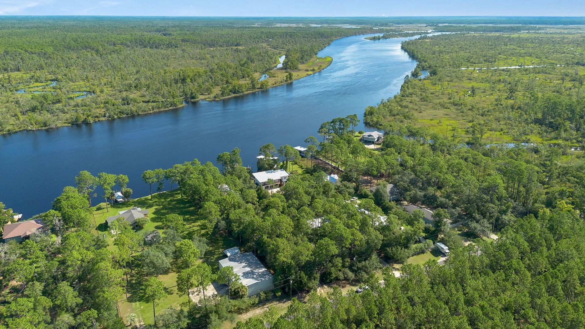 241 Rio Vista Drive, Sopchoppy, FL 32358 Photo