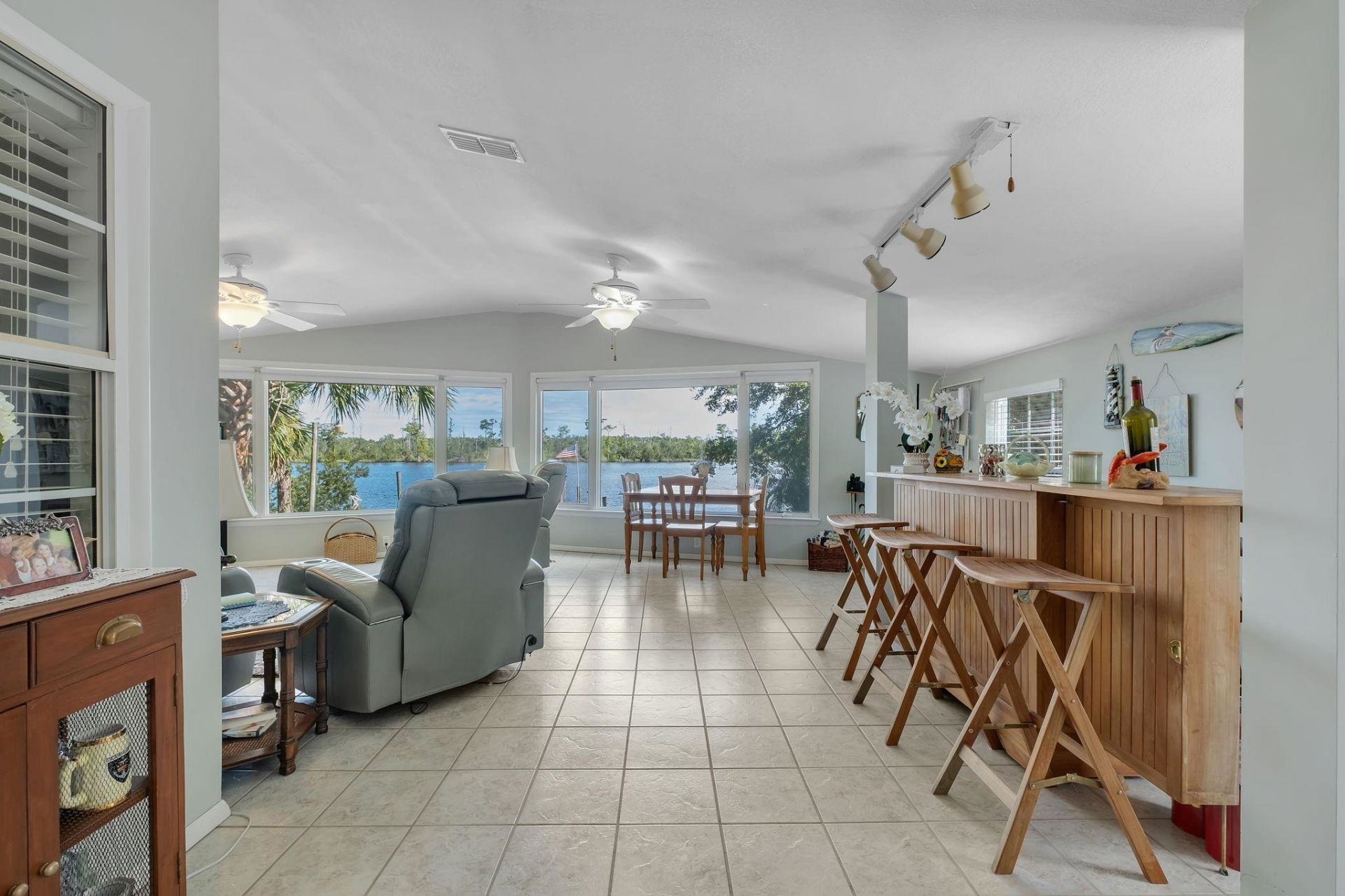 241 Rio Vista Drive, Sopchoppy, FL 32358 Photo