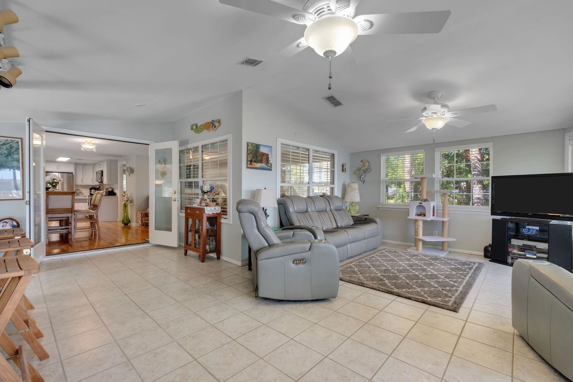 241 Rio Vista Drive, Sopchoppy, FL 32358 Photo
