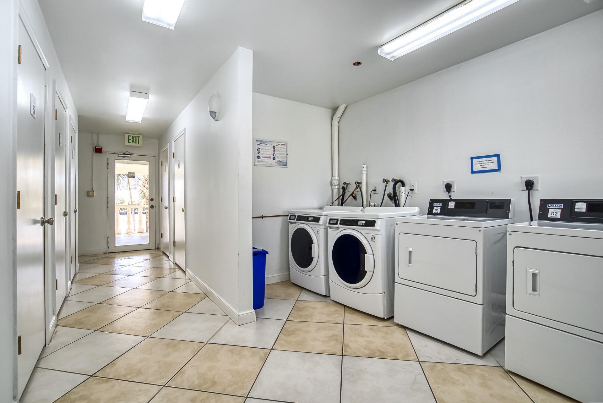 2895 NE 32nd Street, Unit 207, Fort Lauderdale, FL 33306 Photo