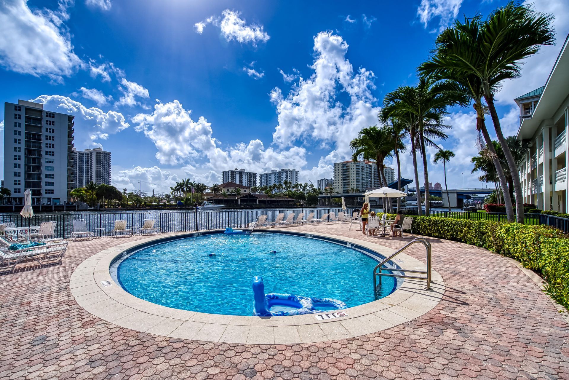 2895 NE 32nd Street, Unit 207, Fort Lauderdale, FL 33306 Photo