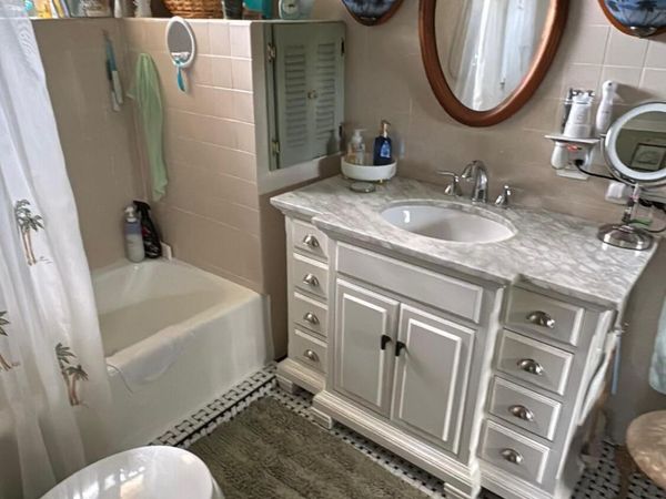 2869 SE 1st Place, Boynton Beach, FL 33435