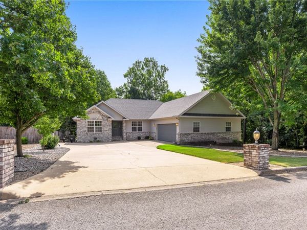 13 Morganshire Drive , Bella Vista, AR 72714