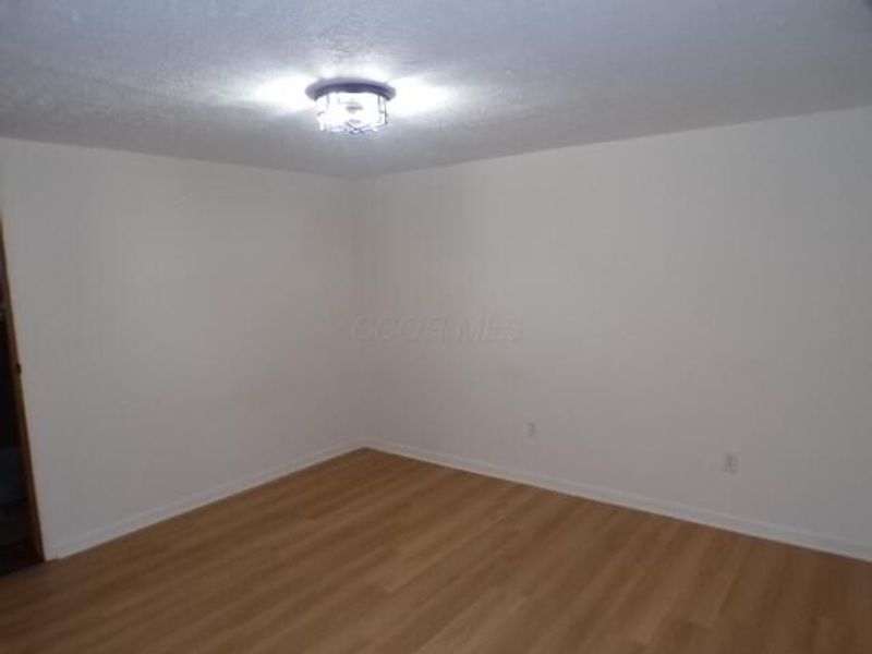 7866 Barkwood Drive, Unit 17A, Worthington, OH 43085 Photo 6