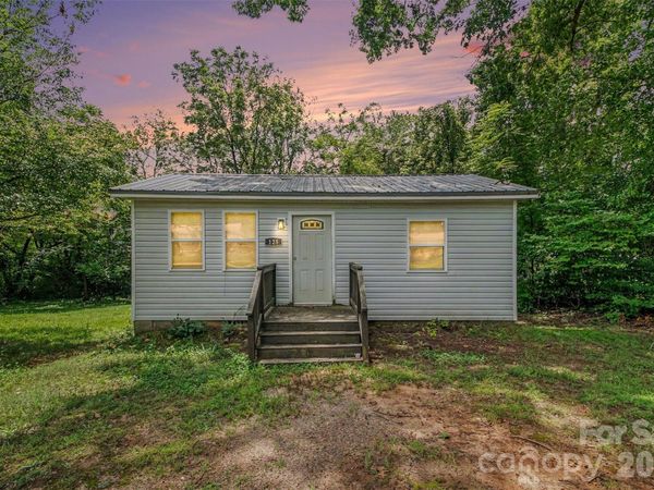 125 Gains Lane, Statesville, NC 28677