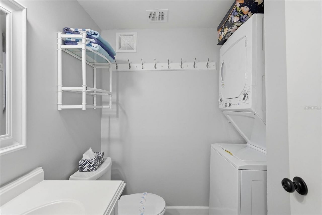 175 Medallion Boulevard, Unit F, Madeira Beach, FL 33708 Photo