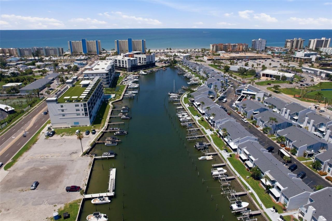 175 Medallion Boulevard, Unit F, Madeira Beach, FL 33708 Photo