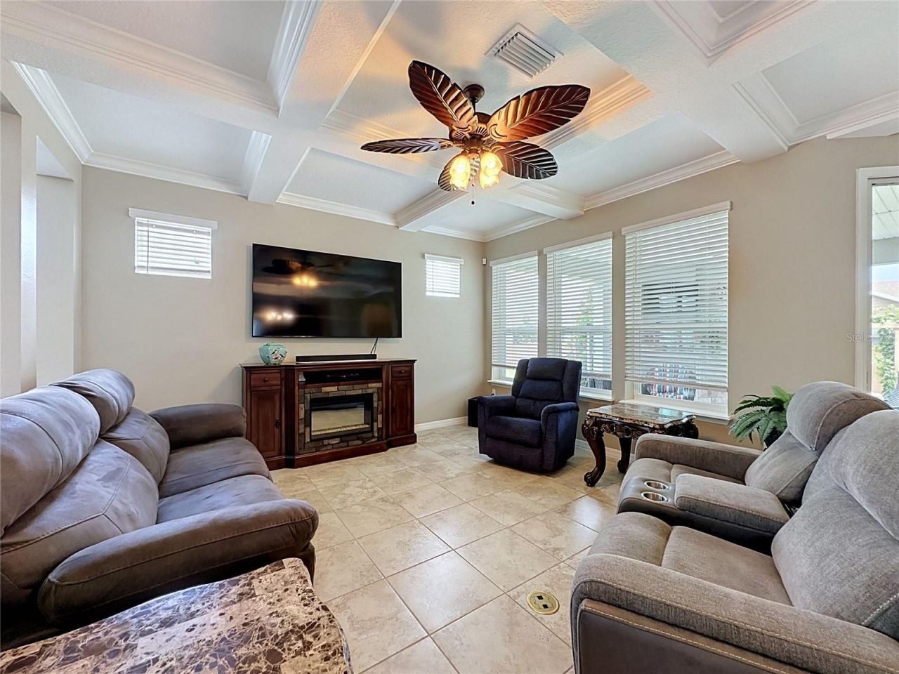 552 Narrow View Lane, Groveland, FL 34736 Photo