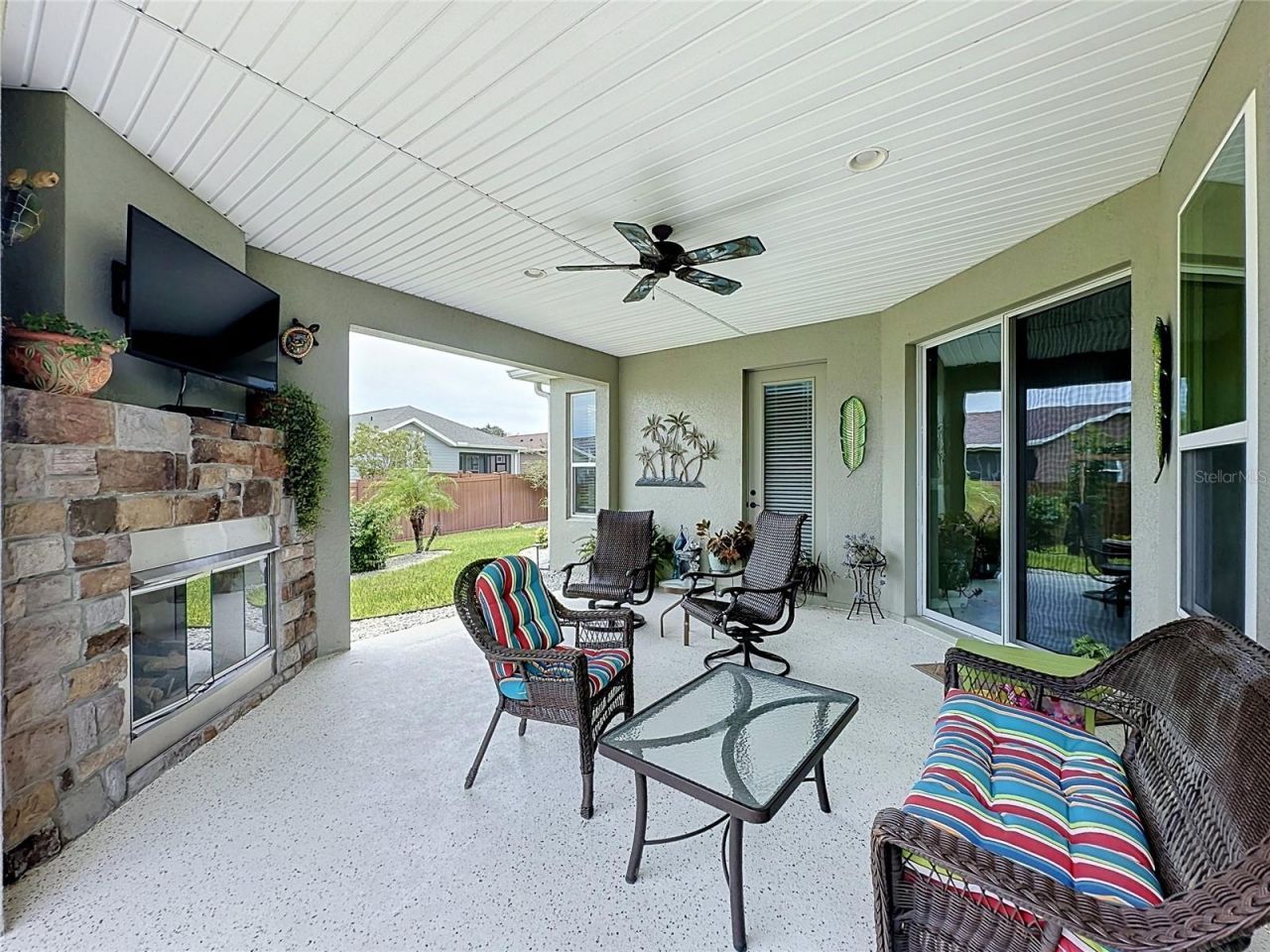 552 Narrow View Lane, Groveland, FL 34736 Photo