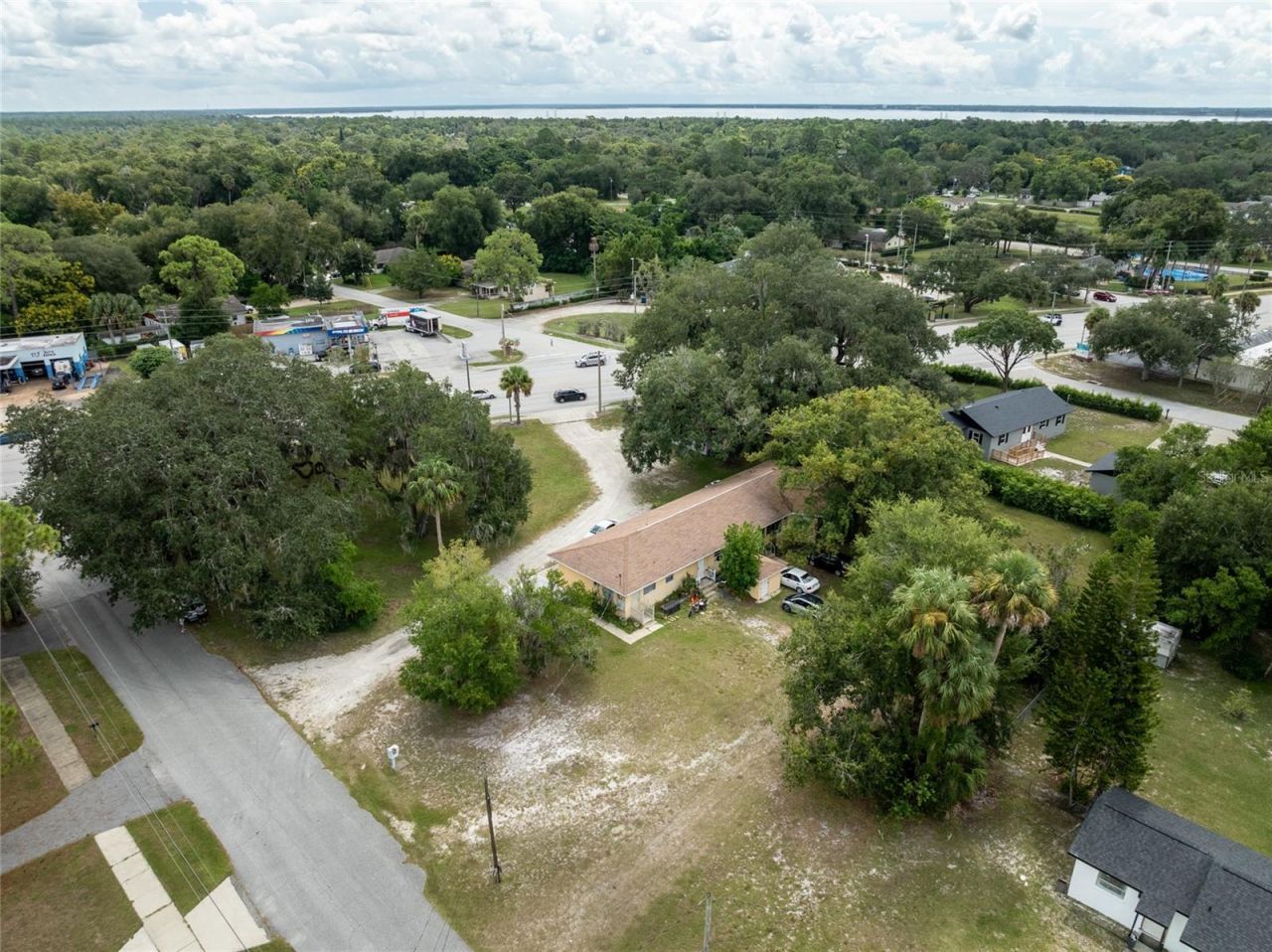 124 S Charles Richard Beall Boulevard, Debary, FL 32713 Photo