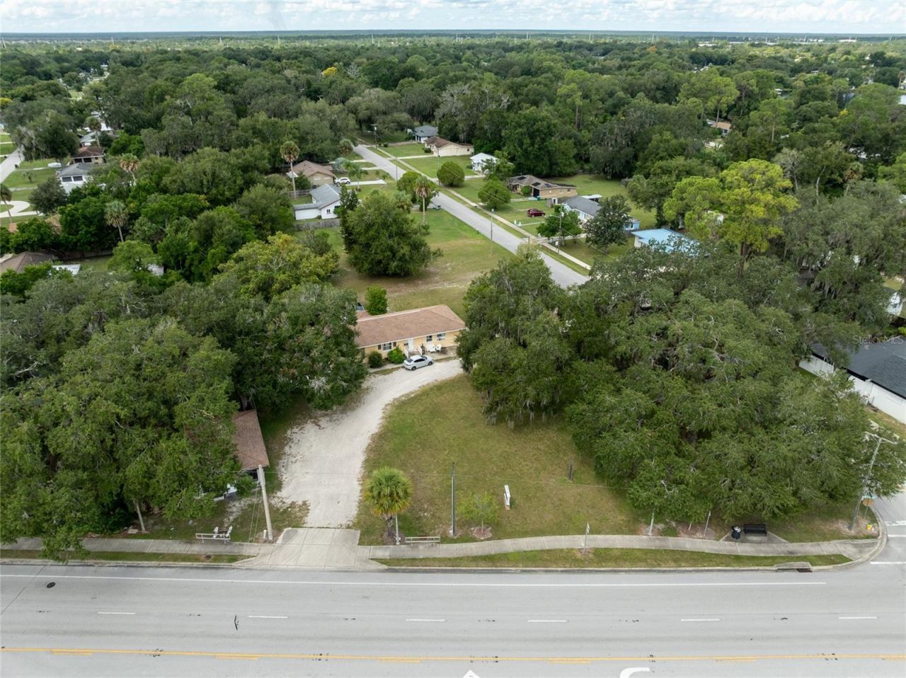 124 S Charles Richard Beall Boulevard, Debary, FL 32713 Photo