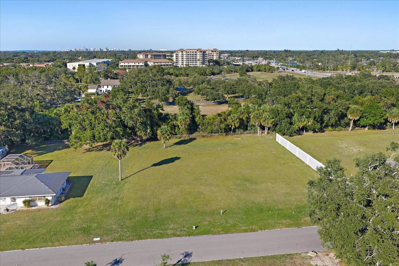 Southwood Street, Sarasota, FL 34231 Photo