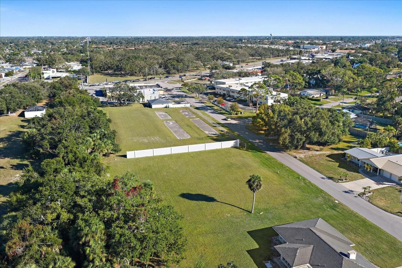Southwood Street, Sarasota, FL 34231 Photo